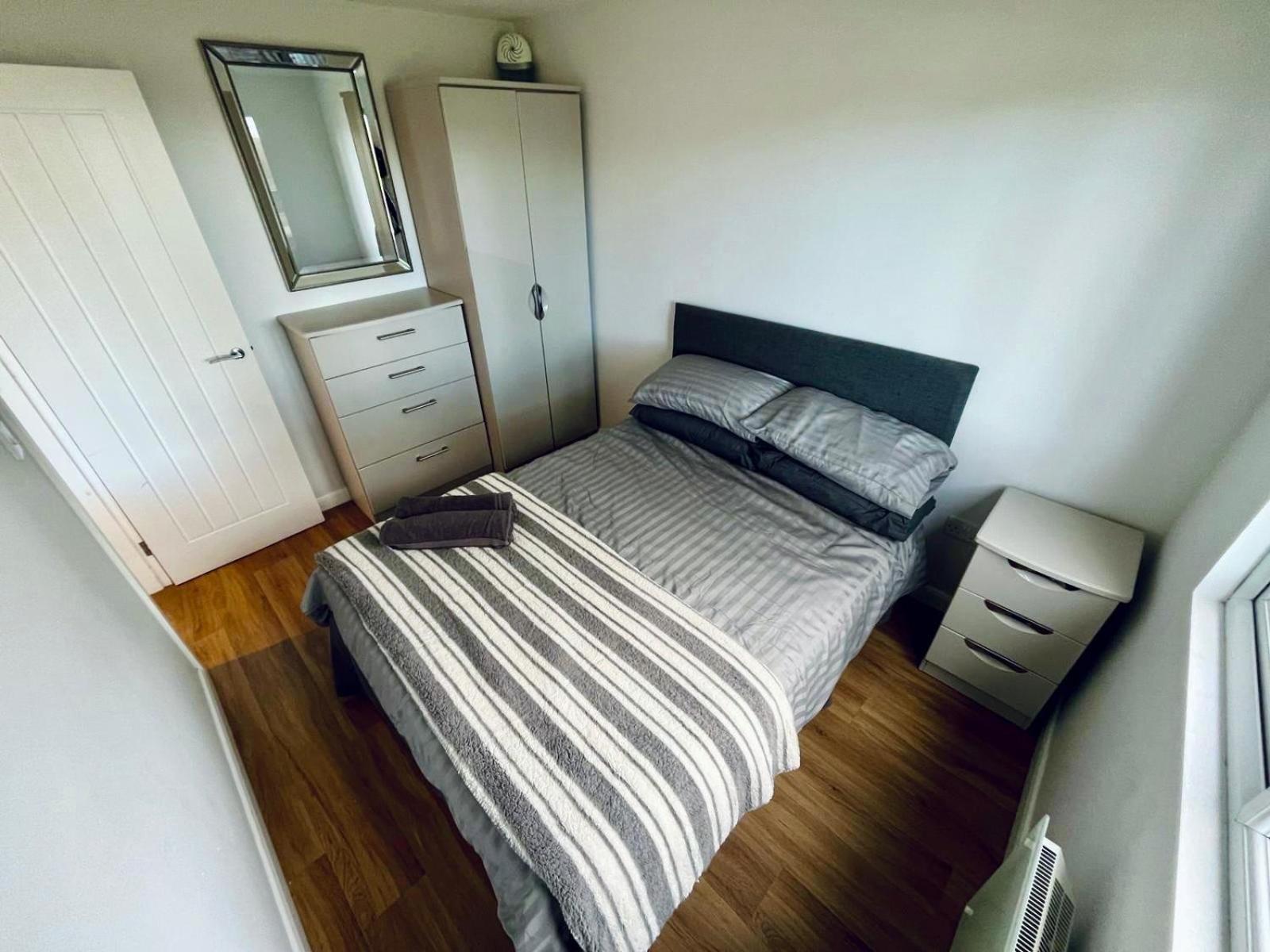 Cozy Snowdonia Chalet Карнарфон Екстериор снимка